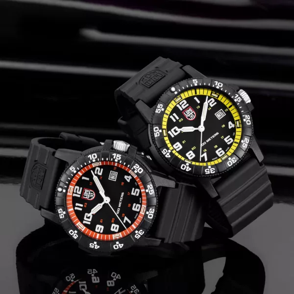 GROUP-XS.0320-BLK-_2023_fe265857-f556-4131-9d23-5afe99592fa7